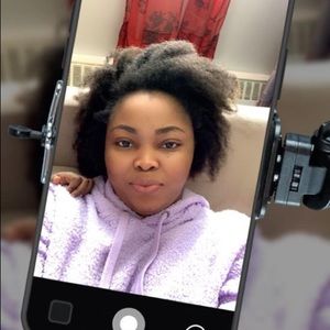 Meet your Posher, Claire